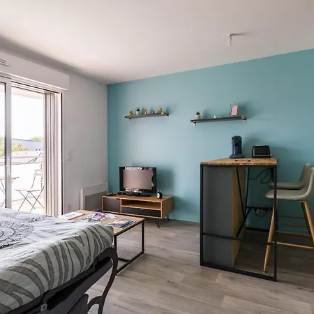 L'ecume - Studio Moderne Avec Grand Balcon Et Place De Parking Apartment Dinard